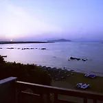 Elena Hotel 3*