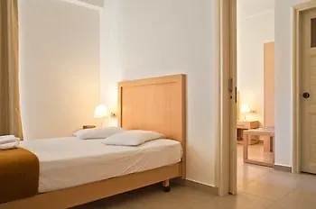 Hotell Elena 3*