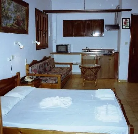 Szálloda Elena Hriszí Aktí Haniá