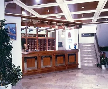 Elena Otel 3*