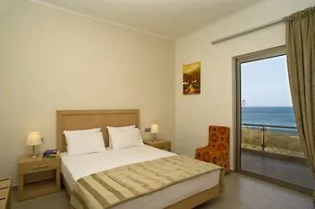 Elena Hotel 3*