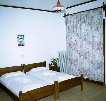 Elena Szálloda Hriszí Aktí Haniá