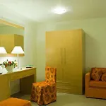 Hotel Elena